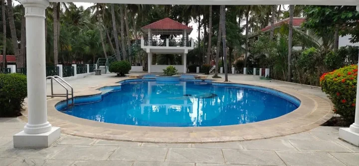 Ковелонг: Green Coconut Resort