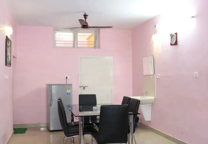 Эрамаллур: The Parrot Serviced Villa
