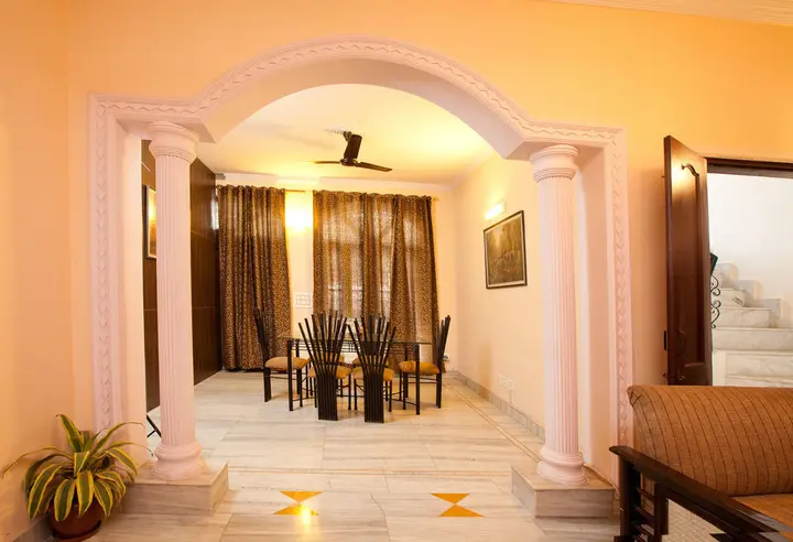 Нойда: OYO Rooms Noida Golf Course