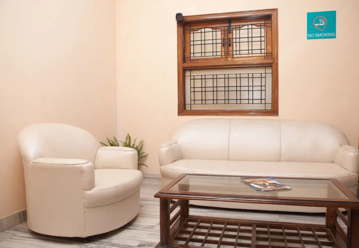Нойда: OYO Rooms Noida Golf Course