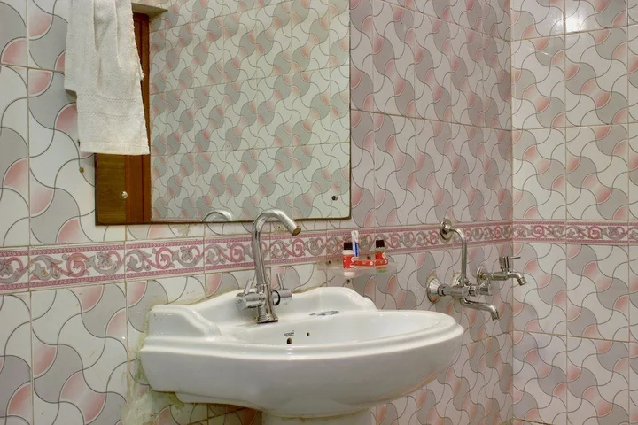 Нойда: OYO Rooms Noida Golf Course
