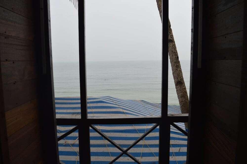 Южный Гоа: Royal Touch Beach Huts & Restaurant