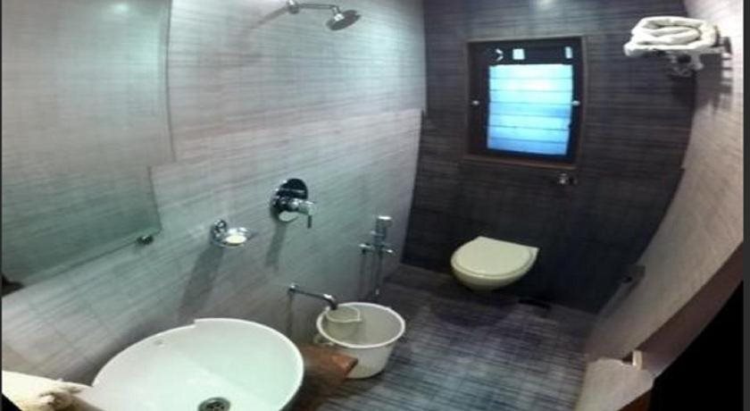 Олд-Махабалешвар: Motel Visava