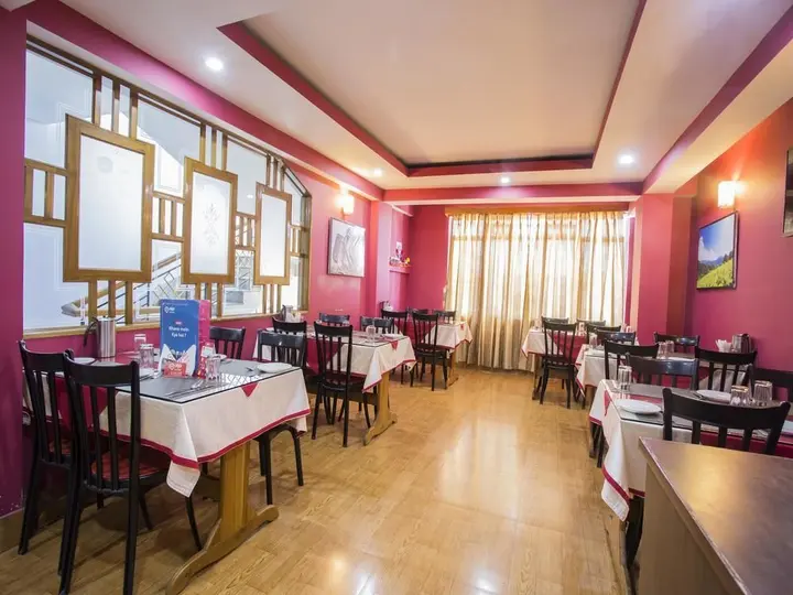 Дарджилинг: Hotel White Yak Darjeeling