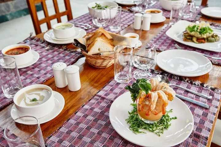 Дарджилинг: Hotel White Yak Darjeeling