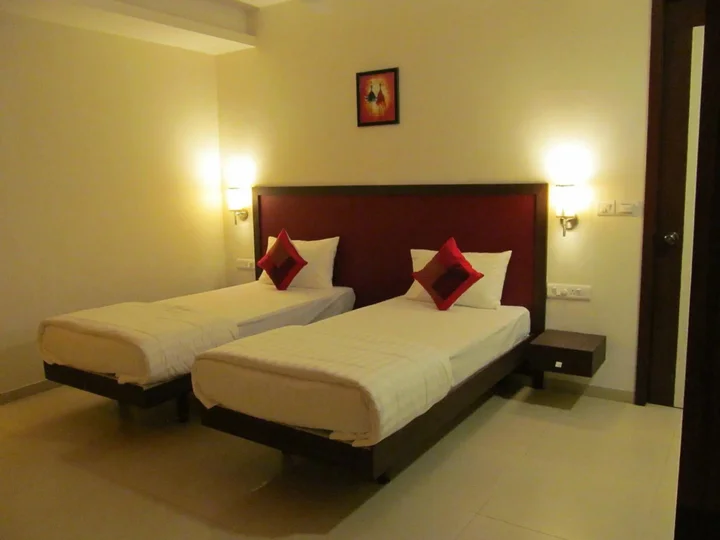 Бангалор: Ixora Suites