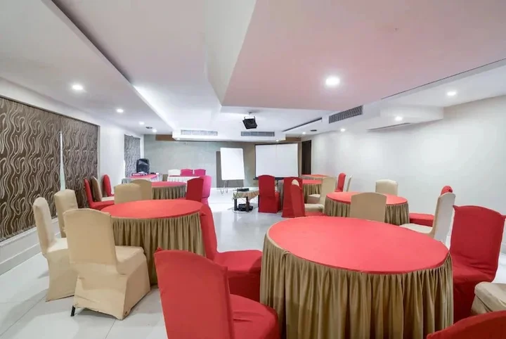 Варанаси: Hotel Janhvi International
