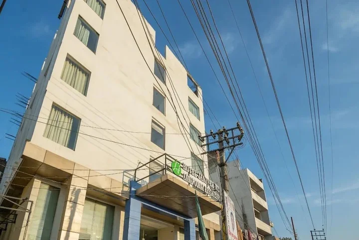 Варанаси: Hotel Janhvi International