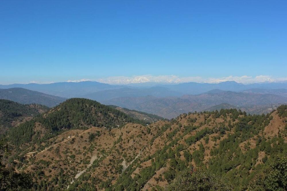 Раникхет: The Parijat Retreat