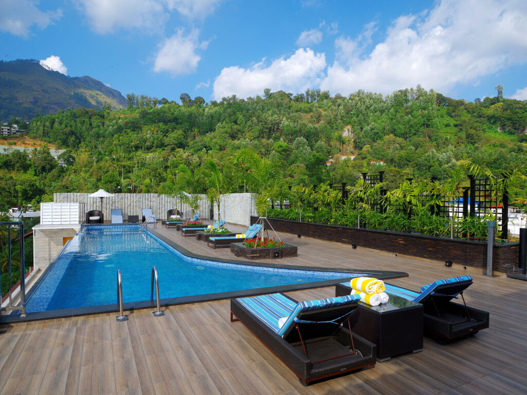 Муннар: The Panoramic Getaway