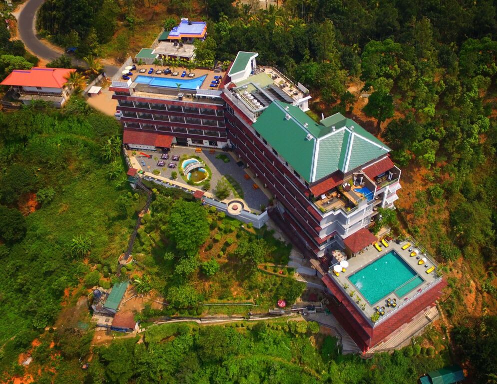 Муннар: The Panoramic Getaway