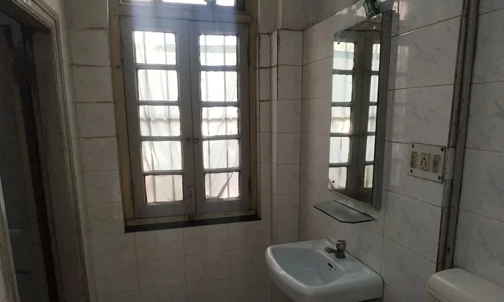 Колката: Broadway Hotel