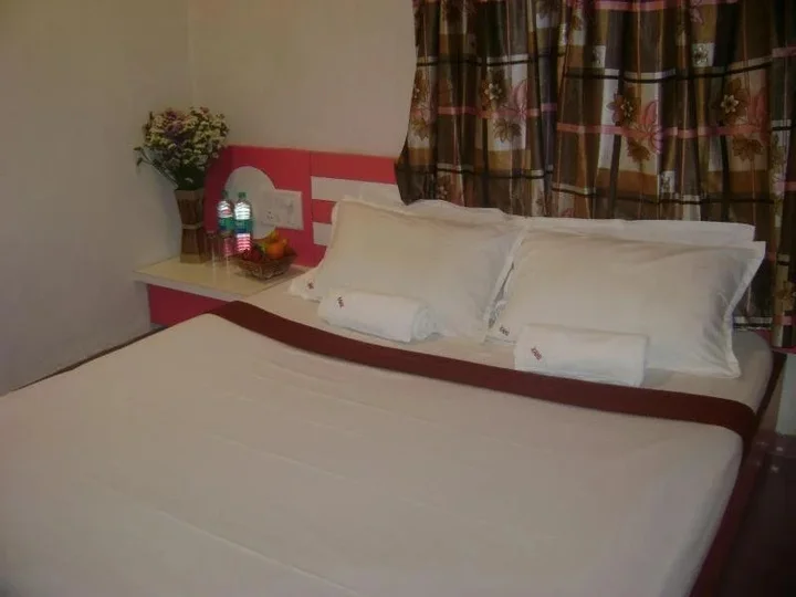Нерал: Hotel Rahi