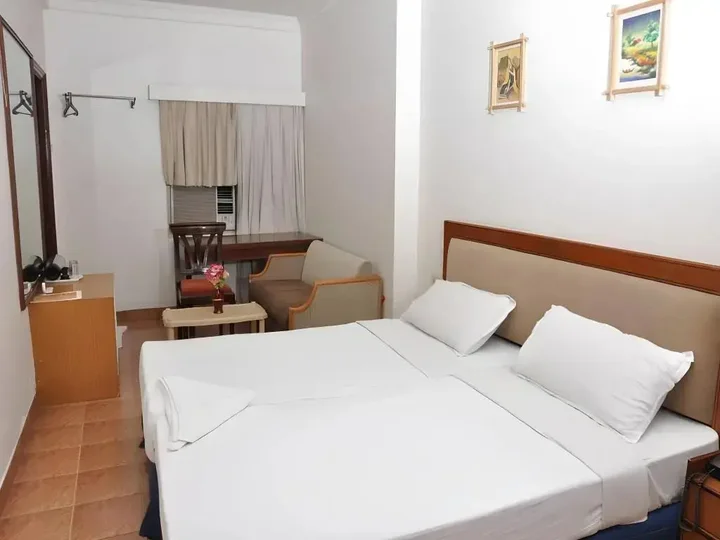 Хидерабад: Hotel Sitara Paradise Ameerpet