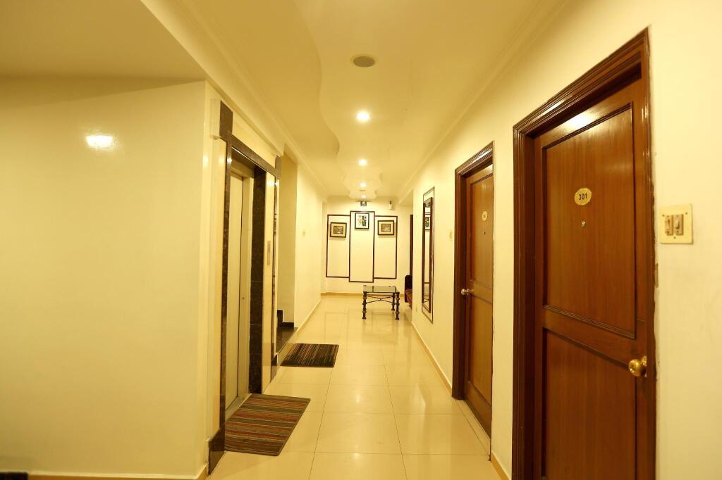 Хидерабад: Hotel Sitara Paradise Ameerpet