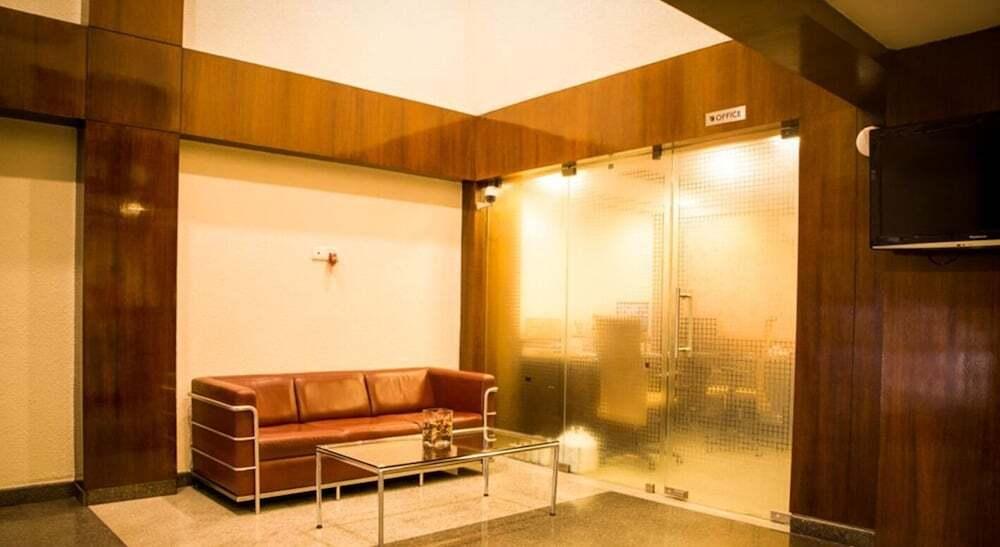 Бангалор: OYO 461 New Rainbow Business Hotel