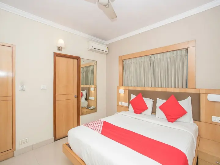 Бангалор: OYO 461 New Rainbow Business Hotel
