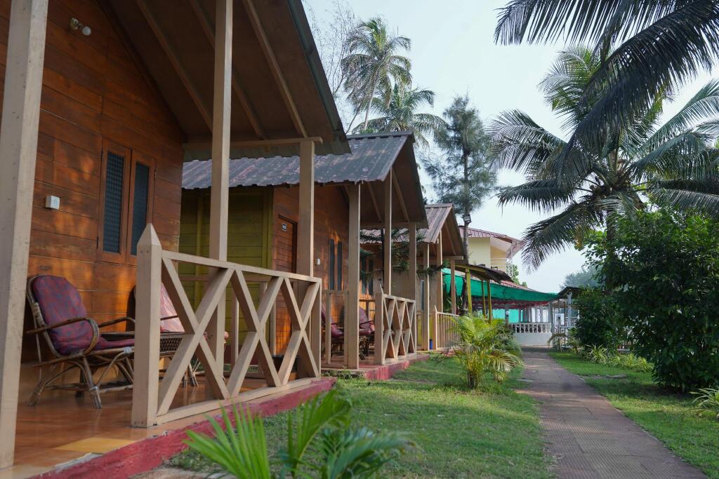 Арамбол: Sea Paradise Bamboo Beach Huts