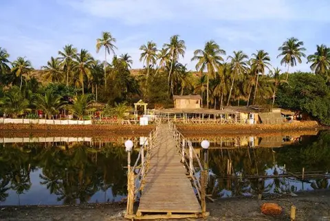 Арамбол: Sea Paradise Bamboo Beach Huts