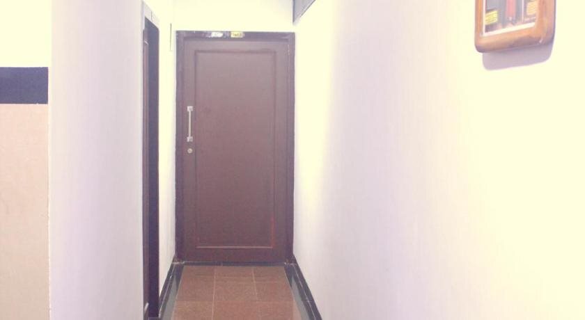 Коччи: Hotel Hakoba
