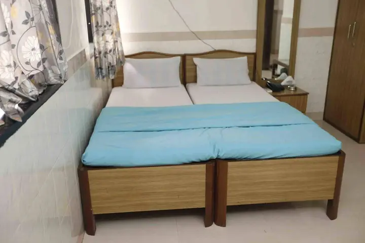Мумбаи: Hotel Al Madina