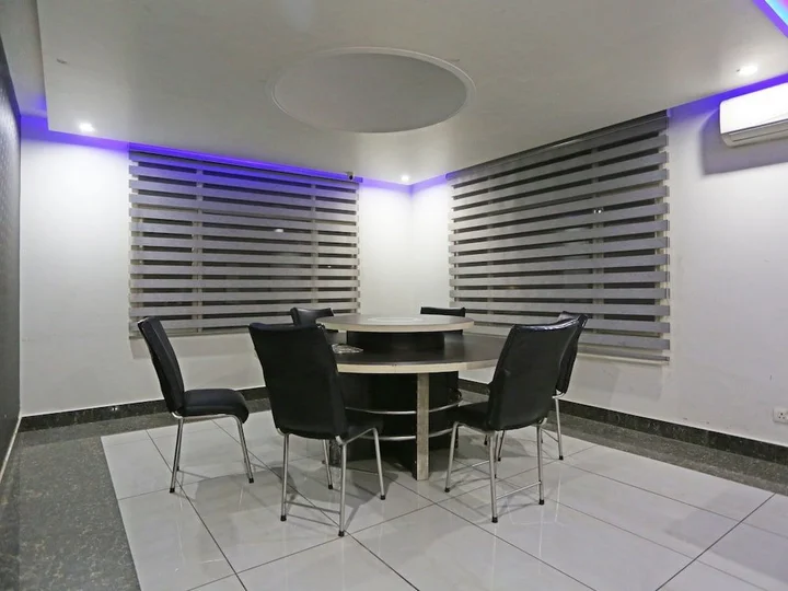 Наинитал: OYO 4635 Sheetal Hotel