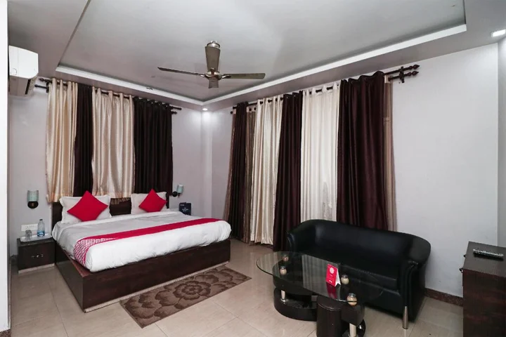 Наинитал: OYO 4635 Sheetal Hotel
