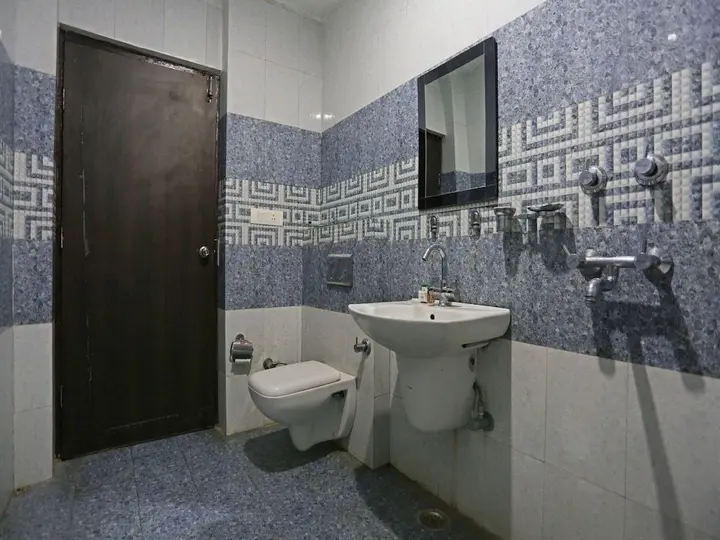Наинитал: OYO 4635 Sheetal Hotel