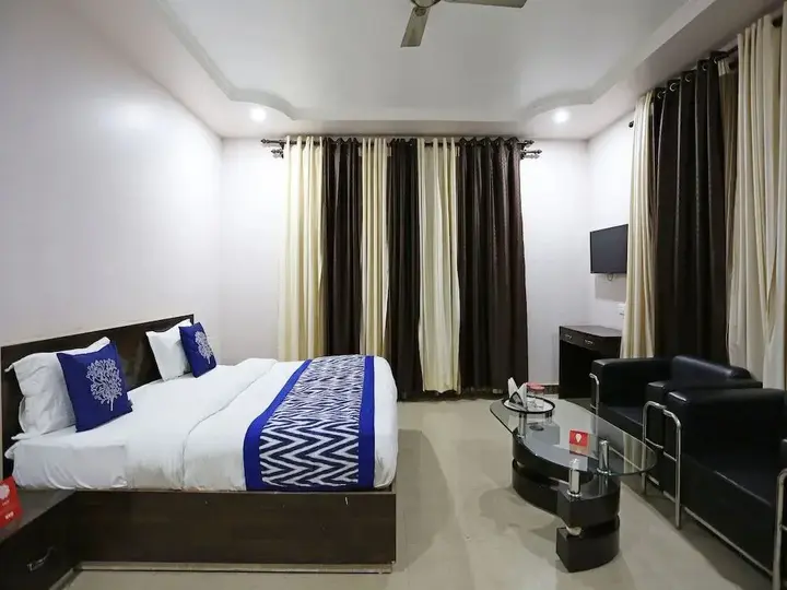 Наинитал: OYO 4635 Sheetal Hotel