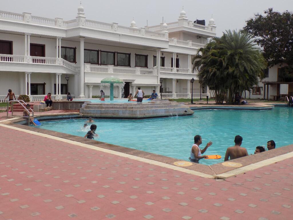 Сриперумбудур: Sathyam Grand Resorts