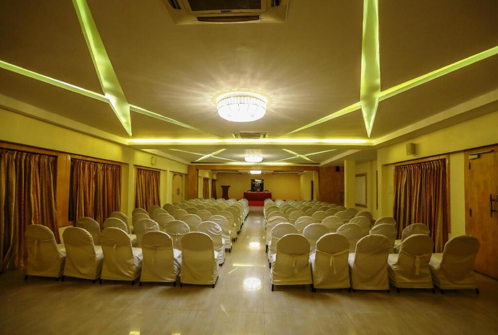 Сриперумбудур: Sathyam Grand Resorts