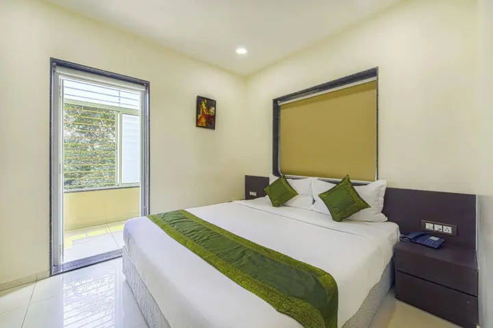 Колката: OYO 16703 Hotel The Platinum