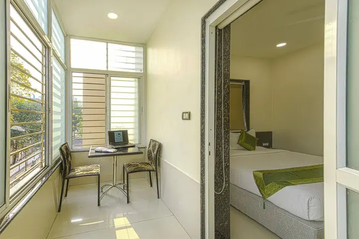 Колката: OYO 16703 Hotel The Platinum