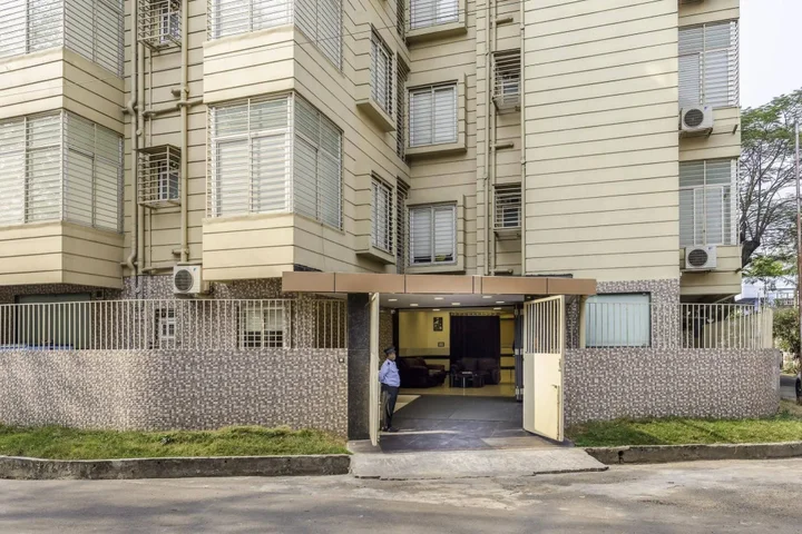 Колката: OYO 16703 Hotel The Platinum