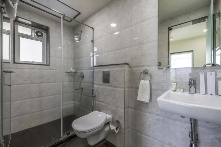 Колката: OYO 16703 Hotel The Platinum
