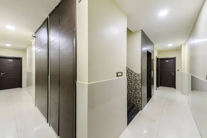 Колката: OYO 16703 Hotel The Platinum