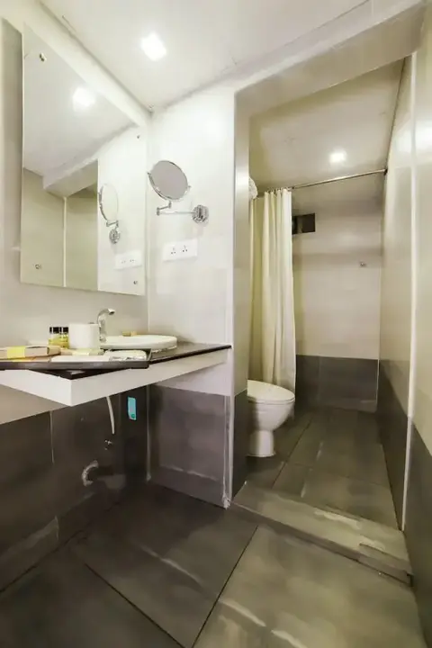 Паллипурам: Hotel Sreepathy Indraprastha