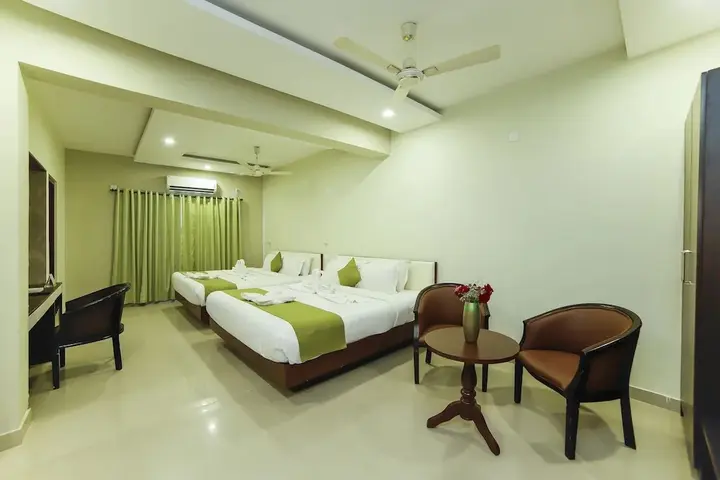 Паллипурам: Hotel Sreepathy Indraprastha