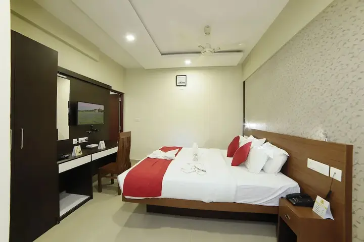 Паллипурам: Hotel Sreepathy Indraprastha
