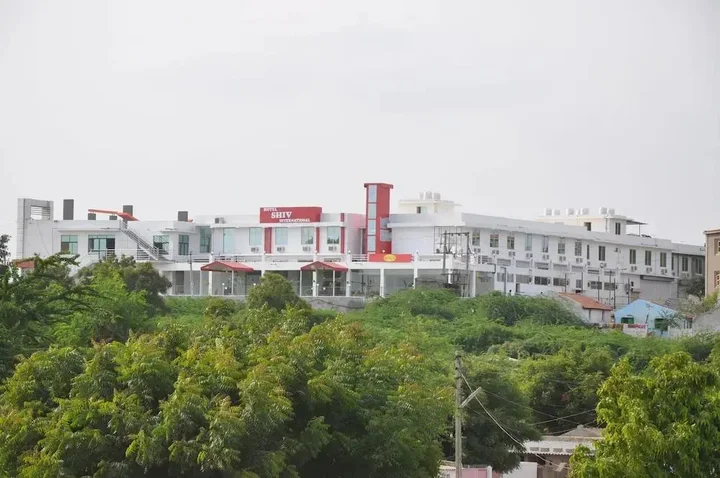 Бхудж: Shiv Hotel