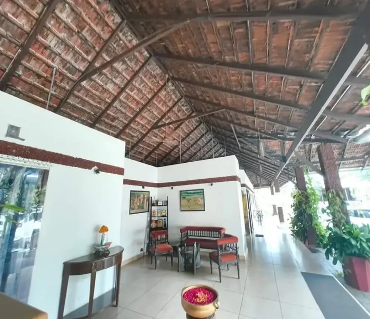 Уллал: RiverRoost Resorts