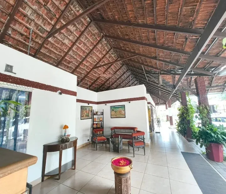 Уллал: RiverRoost Resorts