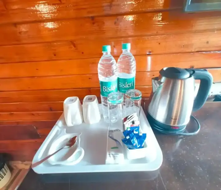 Уллал: RiverRoost Resorts