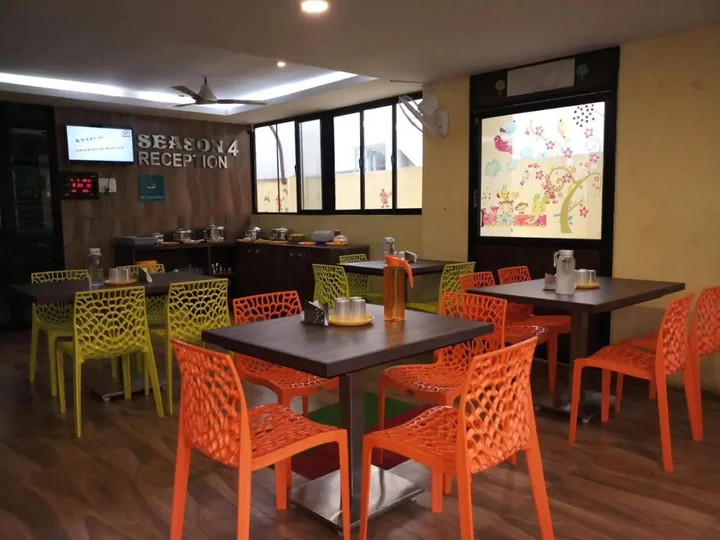 Ченнаи: Season 4 Residences -  Thiruvanmiyur