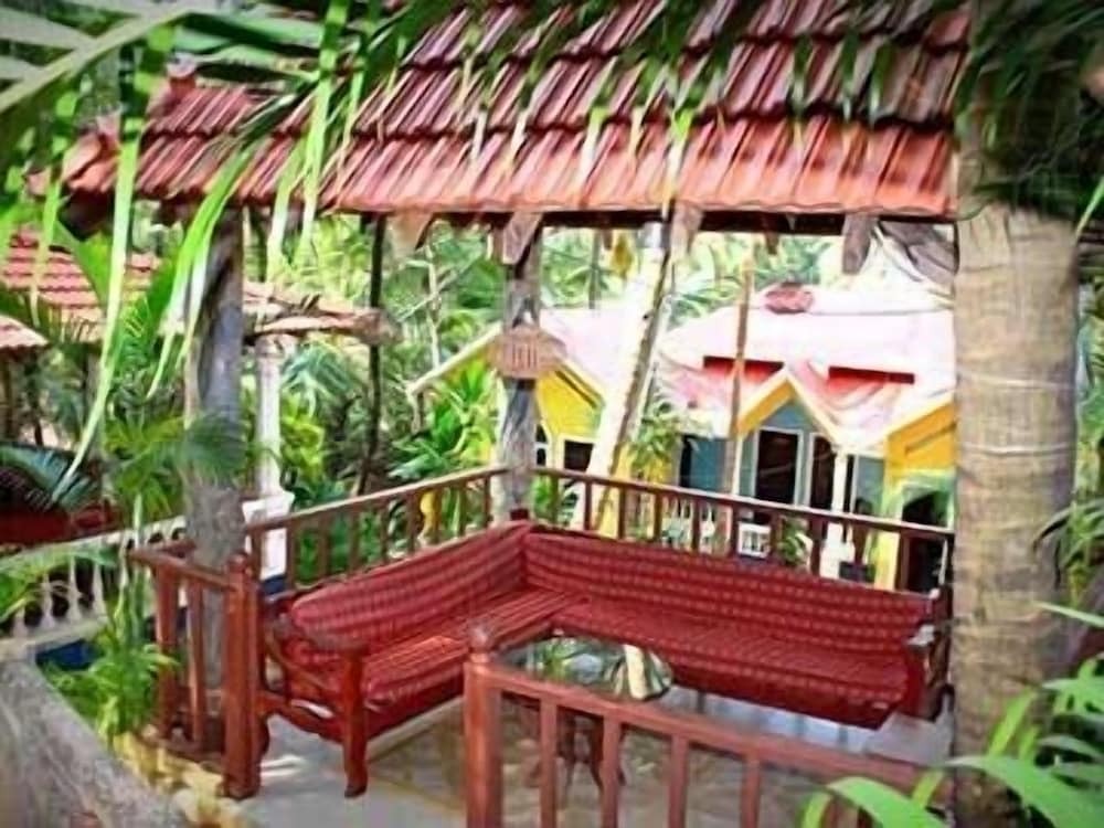 Вагатор: Bella Anand Resort