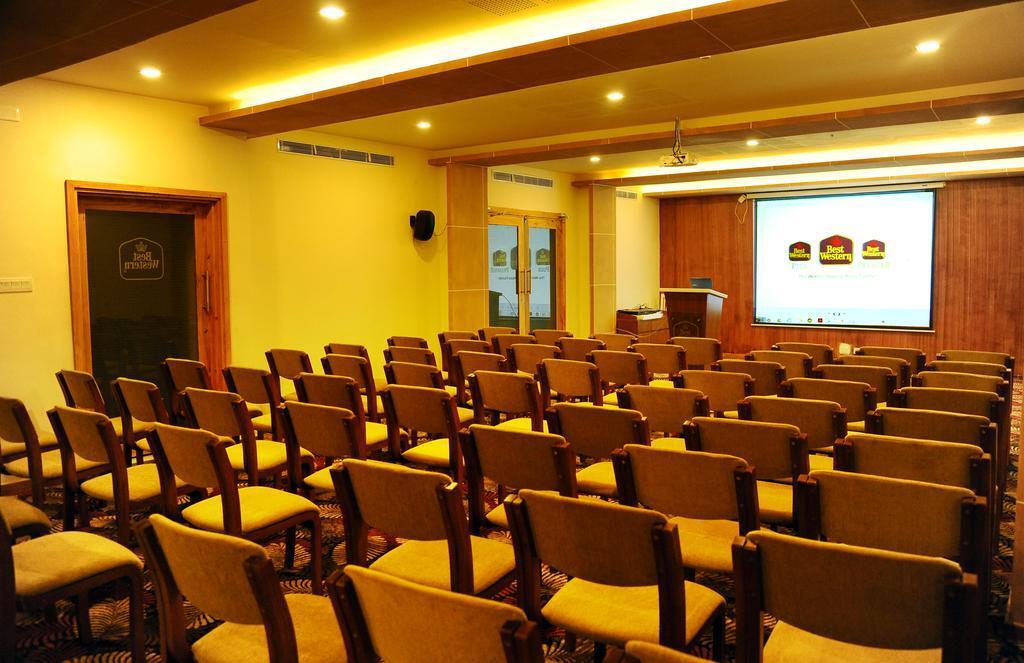 Султан-Батери: Hotel Indriya Wayanad