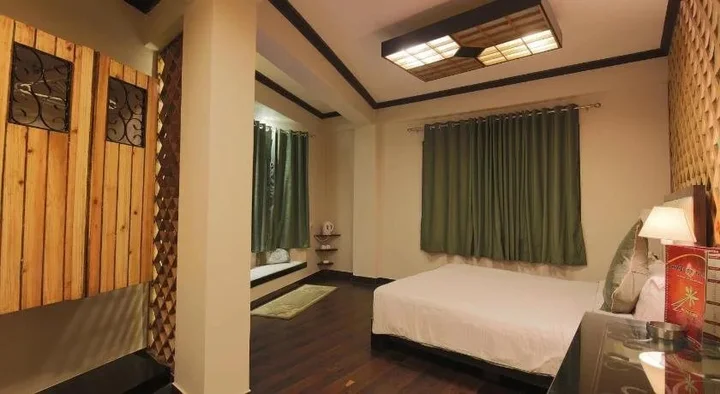 Дарджилинг: Hotel Dip Palace