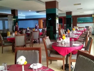 Раджамундри: River Bay Resort