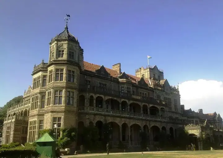 Куфри: Aamantran Stays Shimla