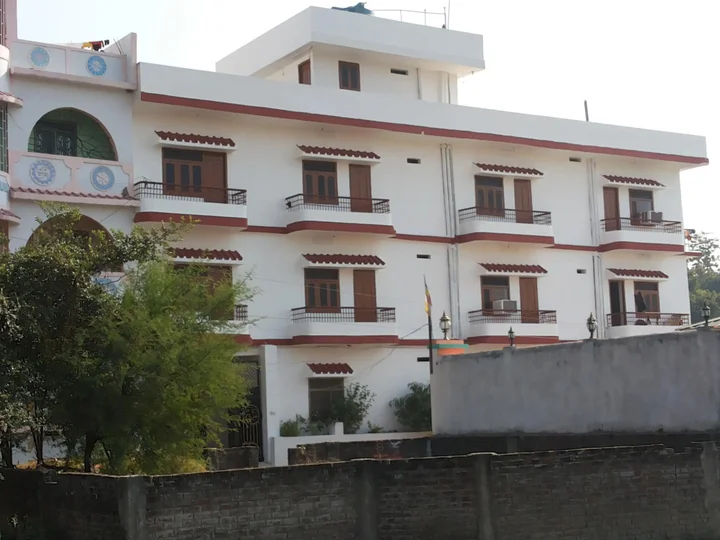 Бодх-Гая: Suma Guest House